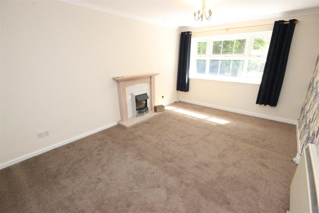 2 bed Annexe for rent in Halesowen. From Bloore King & Kavanagh - Halesowen