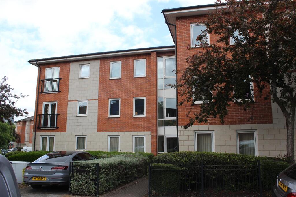 2 bed Apartment for rent in Birmingham. From Bloore King & Kavanagh - Halesowen 2 bed Apartment for rent in Birmingham. From Bloore King & Kavanagh - Halesowen