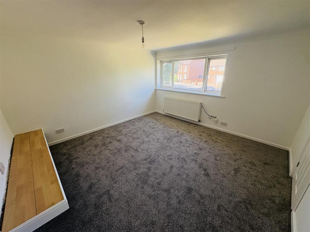 2 bed 1st Floor Flat for rent in Lichfield. From Bloore King & Kavanagh - Halesowen
