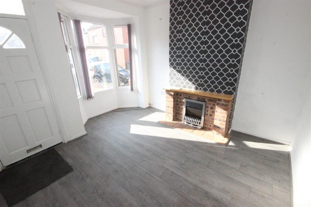 1 bed 1st Floor Flat for rent in Dudley. From Bloore King & Kavanagh - Halesowen