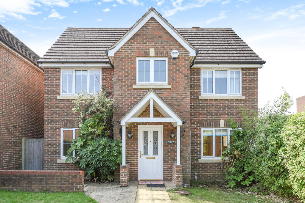 4 bed Detached for rent in Orpington. From Alan de Maid - Bromley