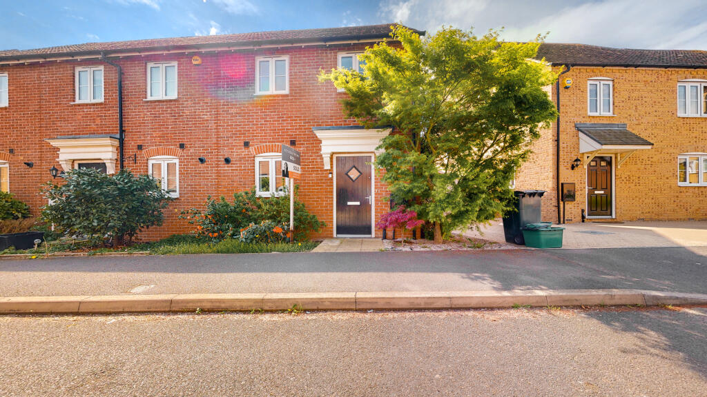 3 bed Detached for rent in Chislehurst. From Alan de Maid - Bromley