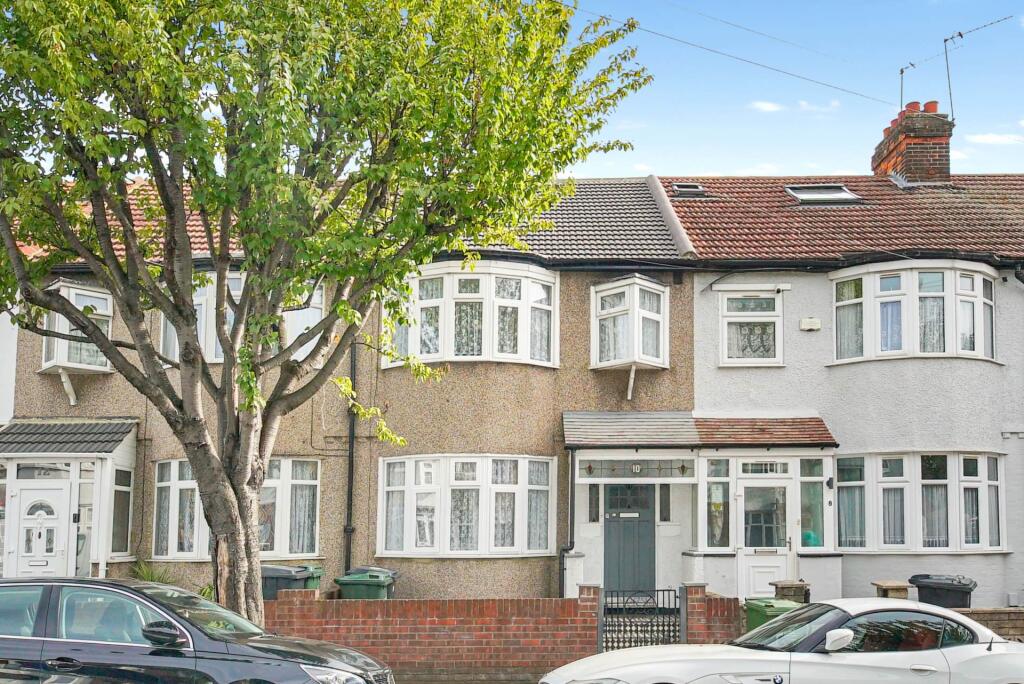3 bed Mid Terraced House for rent in Leyton. From Allen Davies & Co - Leyton 3 bed Mid Terraced House for rent in Leyton. From Allen Davies & Co - Leyton