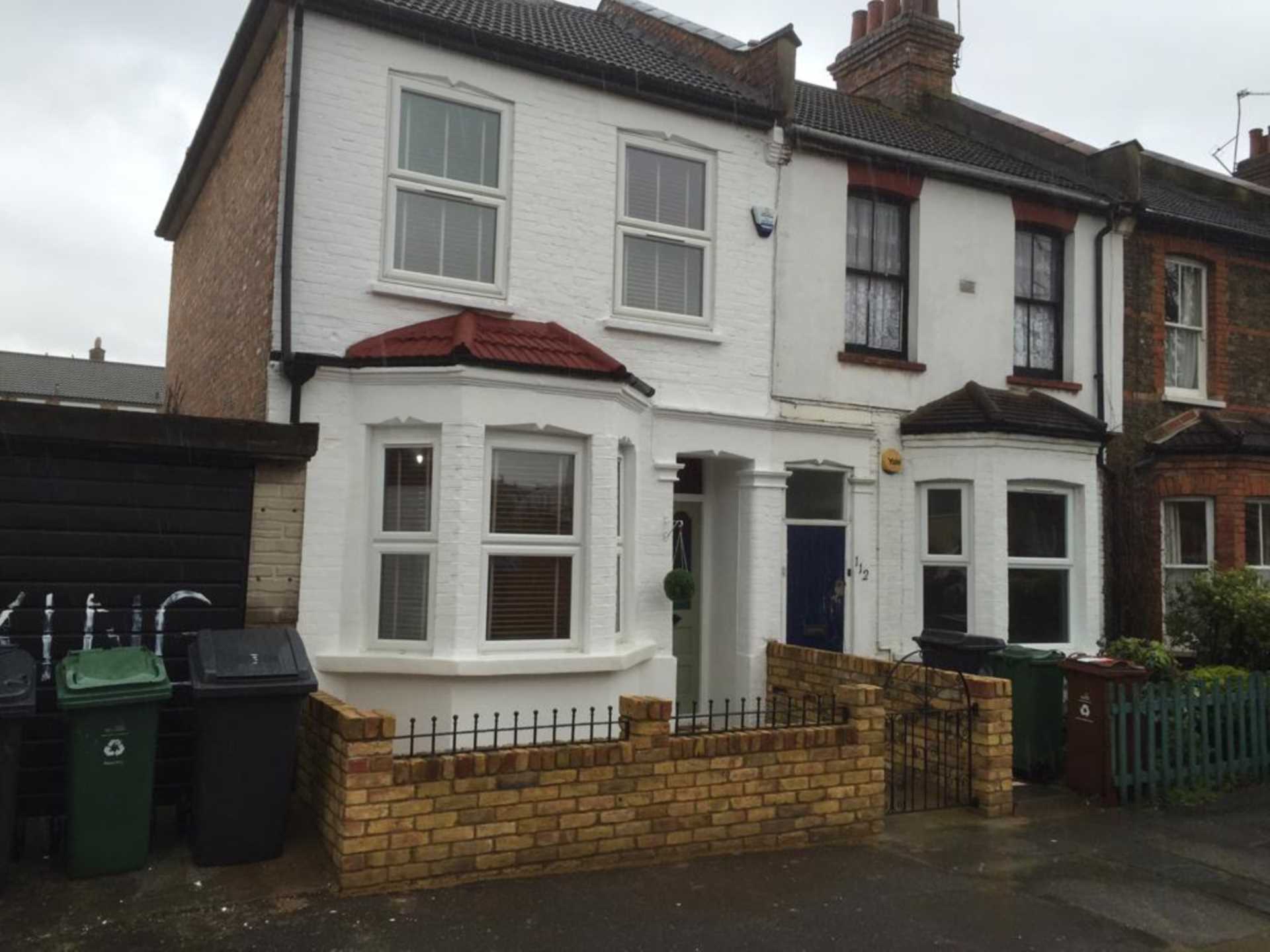 3 bed End of Terrace for rent in London. From Allen Davies 3 bed End of Terrace for rent in London. From Allen Davies