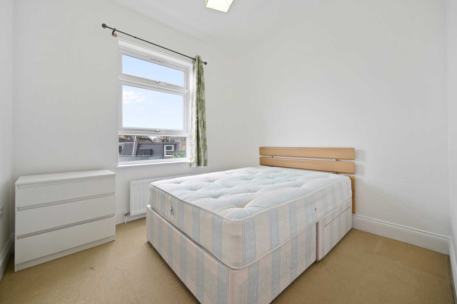 1 bed Flat for rent in London. From Amber & Co - Uxbridge Road