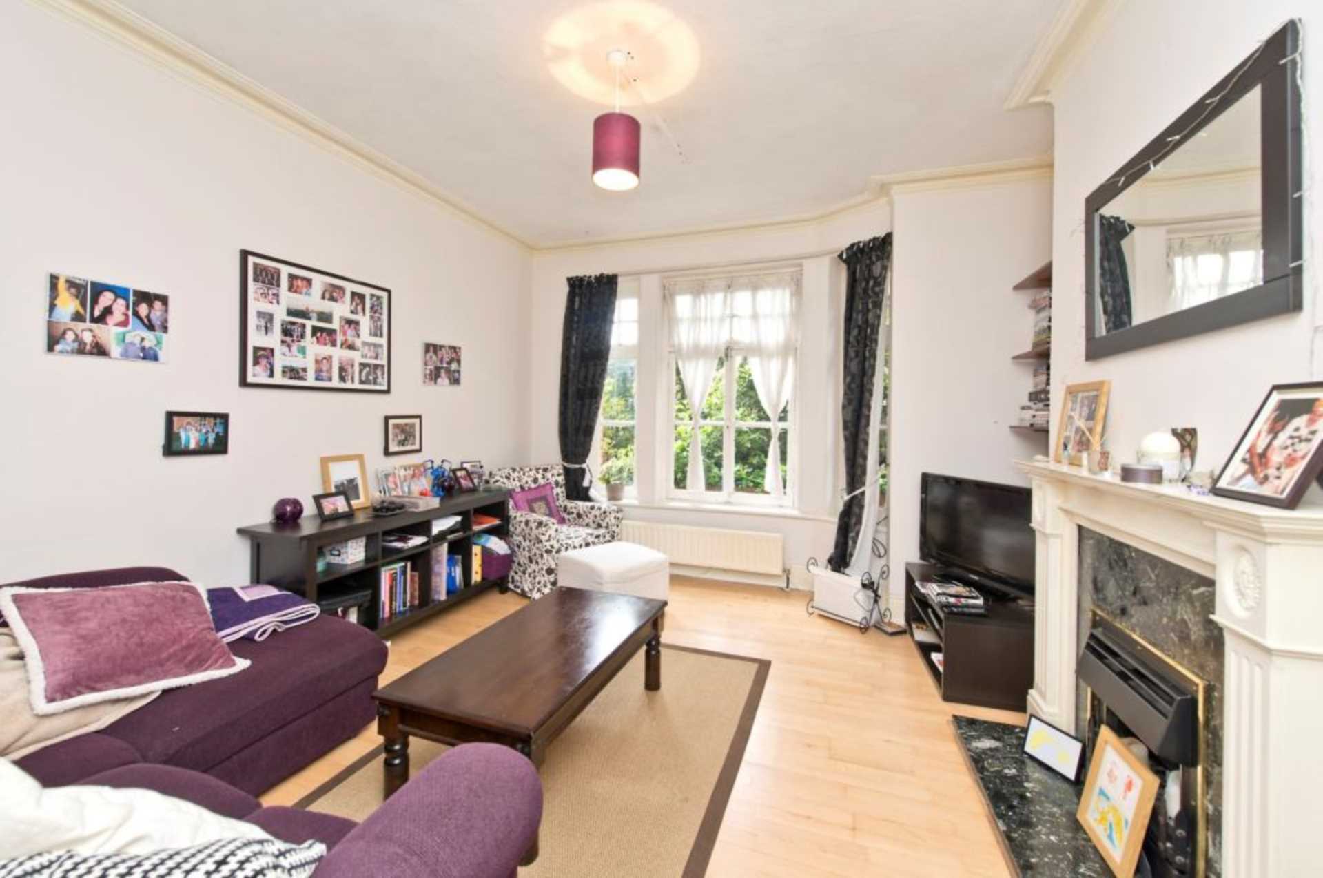 2 bed Flat for rent in London. From Amber & Co - Uxbridge Road