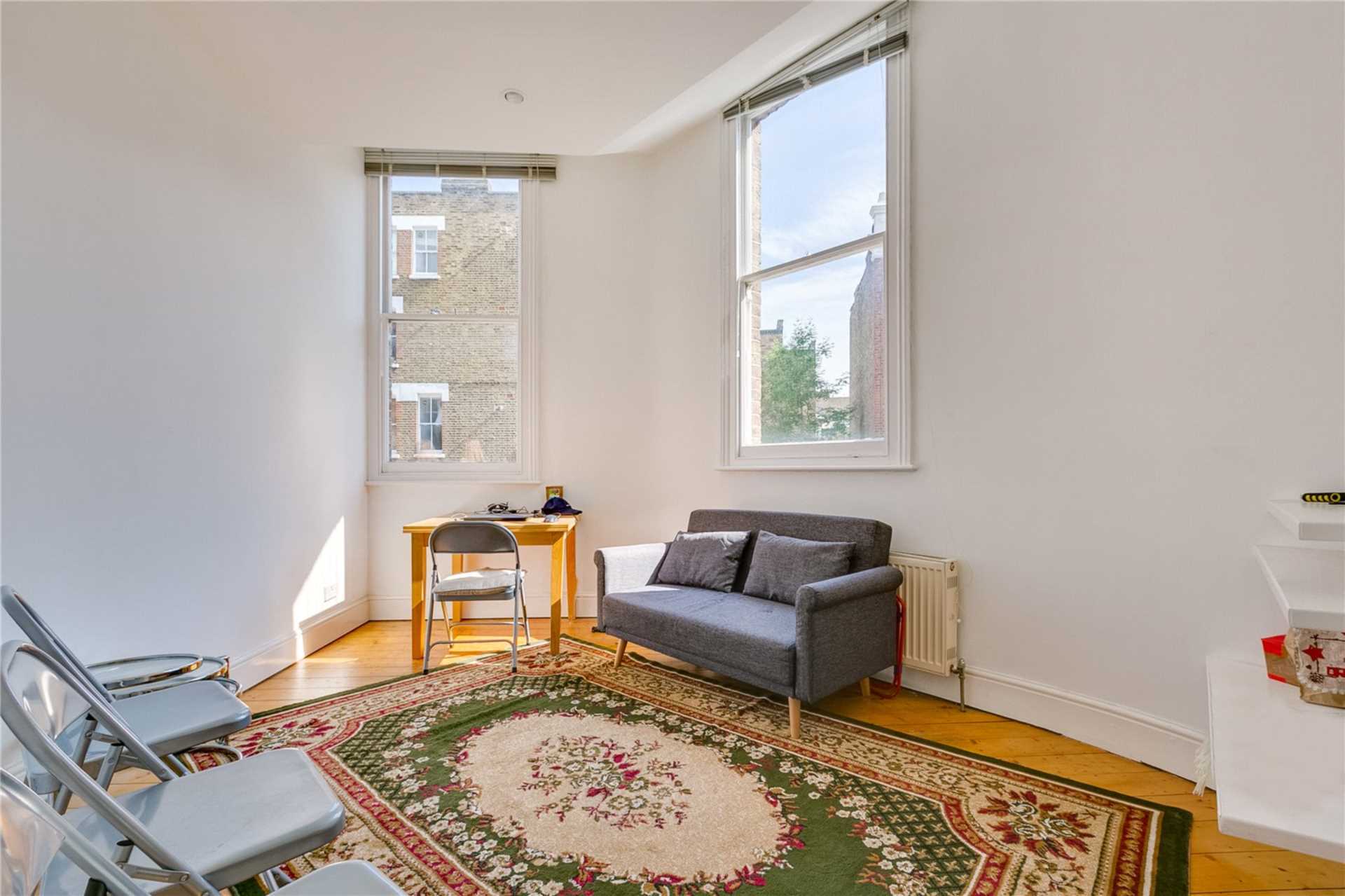 1 bed Flat for rent in Hammersmith. From Amber & Co - Uxbridge Road