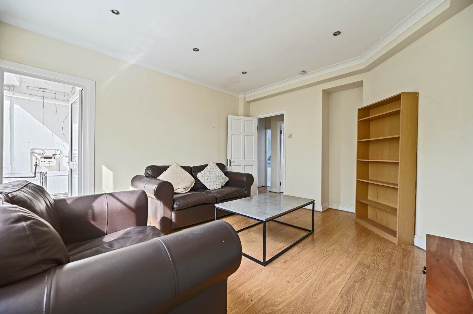 2 bed 1st Floor Flat for rent in Hammersmith. From Amber & Co - Uxbridge Road 2 bed 1st Floor Flat for rent in Hammersmith. From Amber & Co - Uxbridge Road