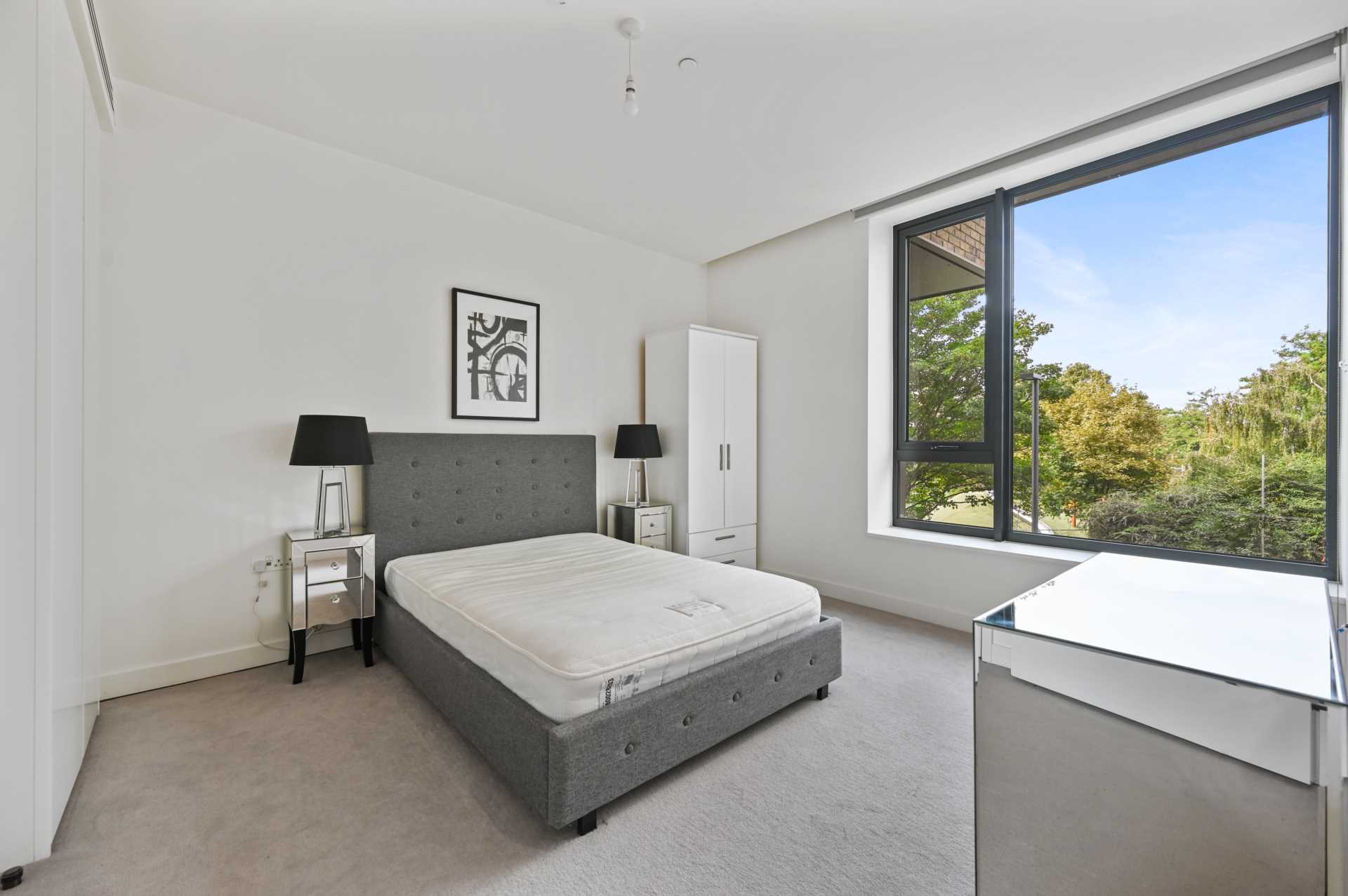 1 bed Apartment for rent in Kensington. From Amber & Co - Uxbridge Road