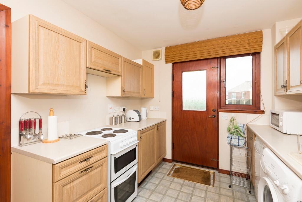 4 bed Semi Detached for rent in Marywell. From AM-PM Leasing - Aberdeen 4 bed Semi Detached for rent in Marywell. From AM-PM Leasing - Aberdeen