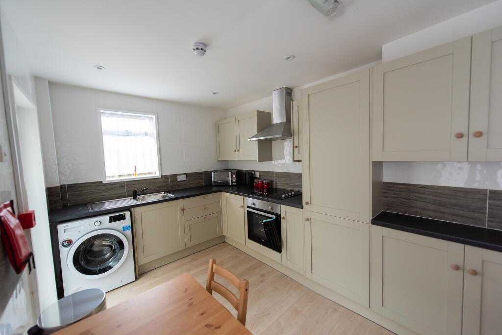 1 bed House Share for rent in Croydon. From Andrew Reeves - Bromley-Lettings