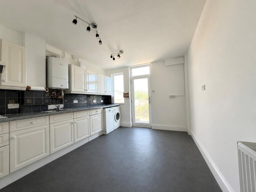 3 bed Bungalow for rent in Bexley. From Andrew Reeves - Bromley-Lettings 3 bed Bungalow for rent in Bexley. From Andrew Reeves - Bromley-Lettings