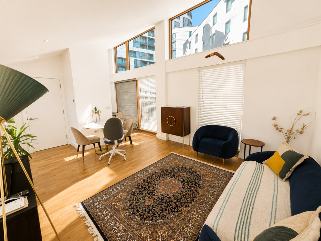 2 bed 1st Floor Flat for rent in Keston Mark. From Andrew Reeves - Bromley-Lettings