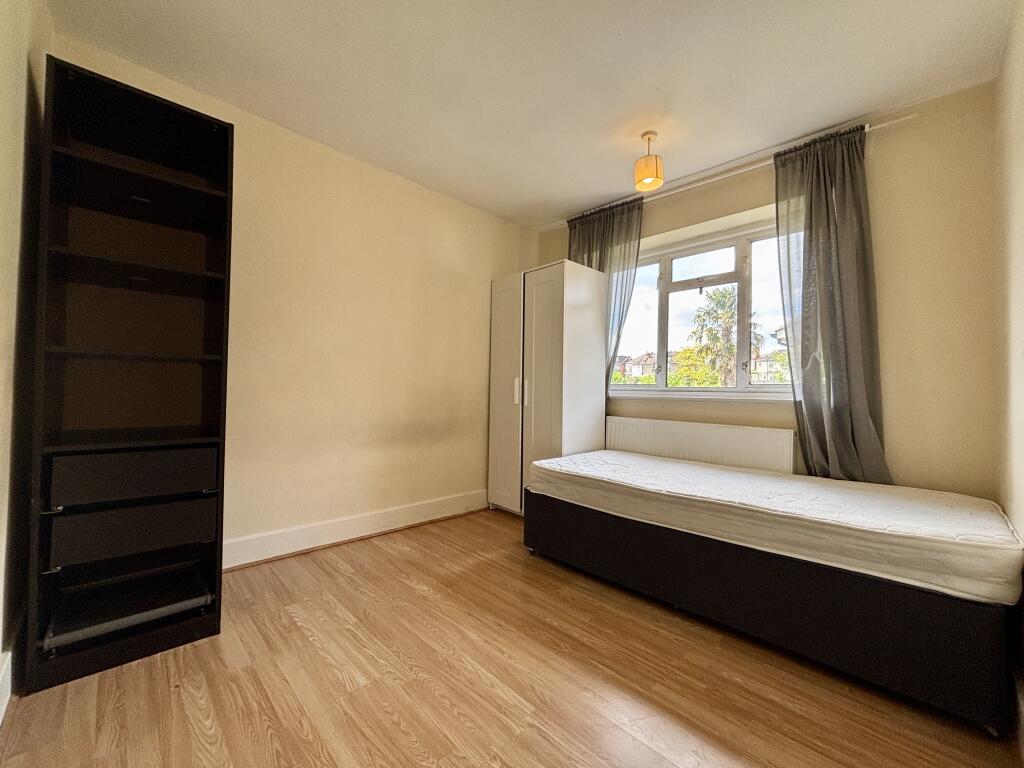 1 bed House Share for rent in Beckenham. From Andrew Reeves - Beckenham-Lettings