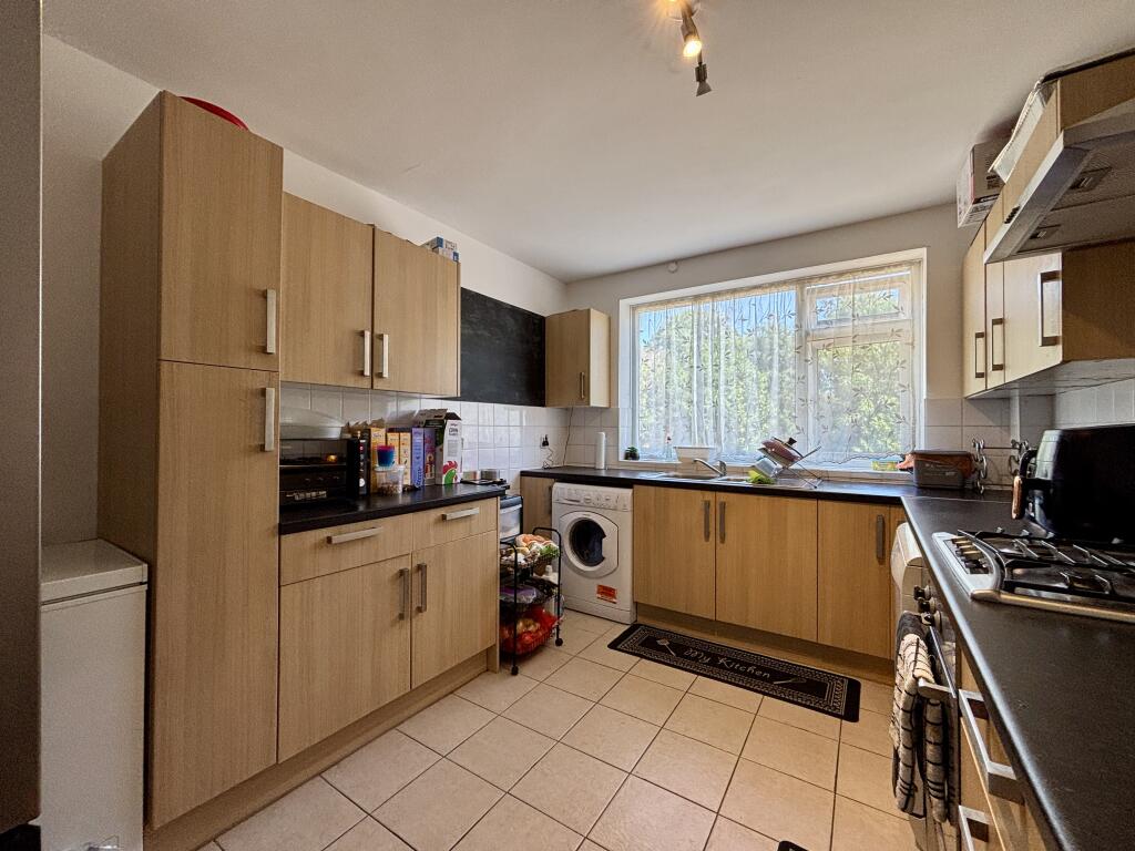 2 bed Annexe for rent in Beckenham. From Andrew Reeves - Beckenham-Lettings 2 bed Annexe for rent in Beckenham. From Andrew Reeves - Beckenham-Lettings