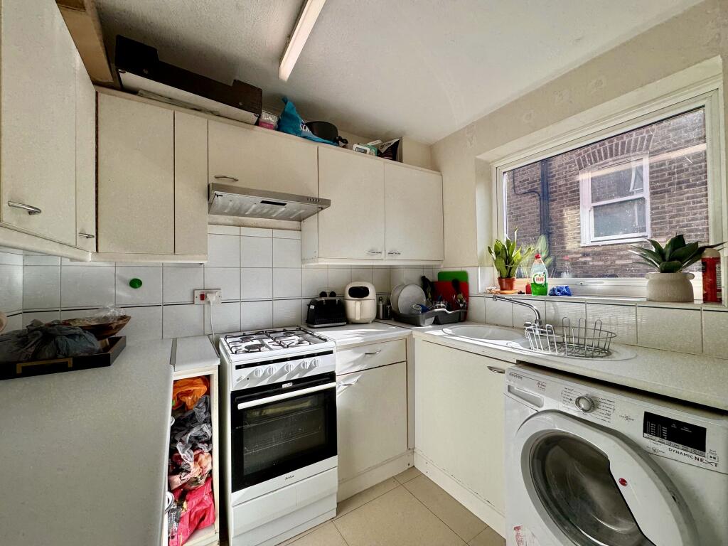1 bed 1st Floor Flat for rent in Beckenham. From Andrew Reeves - Beckenham-Lettings 1 bed 1st Floor Flat for rent in Beckenham. From Andrew Reeves - Beckenham-Lettings