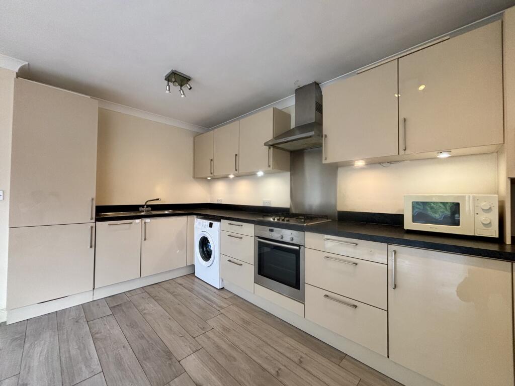 2 bed 1st Floor Flat for rent in Beckenham. From Andrew Reeves - Beckenham-Lettings 2 bed 1st Floor Flat for rent in Beckenham. From Andrew Reeves - Beckenham-Lettings