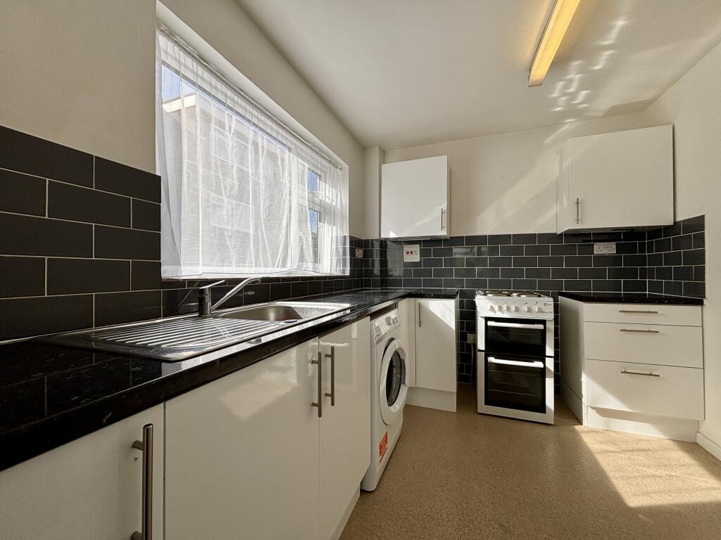1 bed Apartment for rent in Beckenham. From Andrew Reeves - Beckenham-Lettings