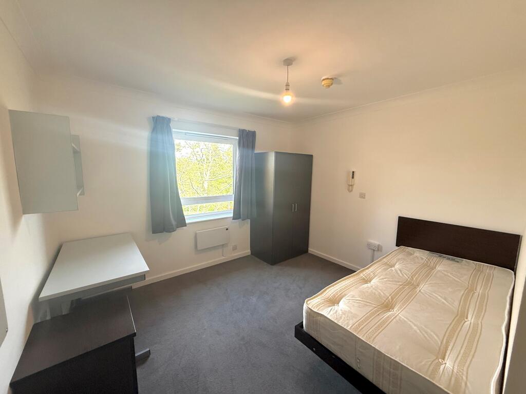 1 bed 1st Floor Flat for rent in Locksbottom. From Andrew Reeves - Orpington