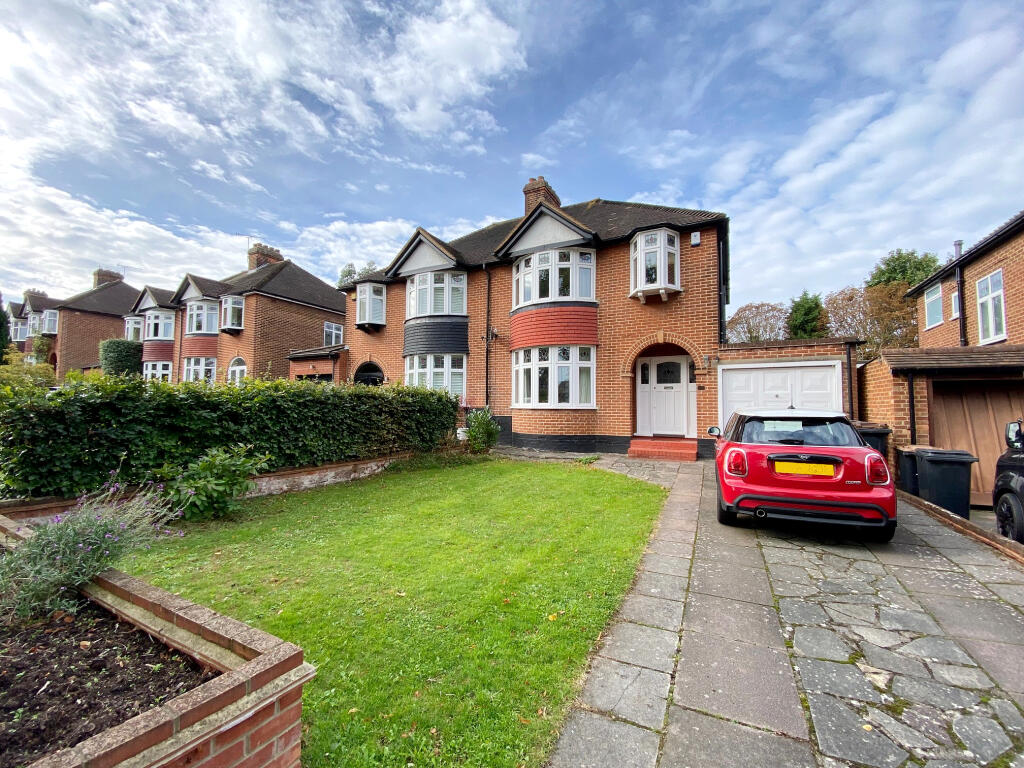 3 bed Detached for rent in Goddington. From Andrew Reeves - Orpington