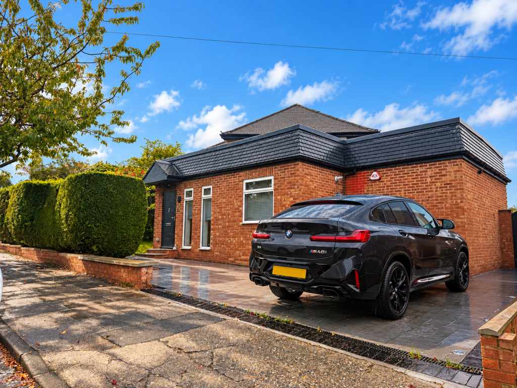 4 bed Semi Detached for rent in Goddington. From Andrew Reeves - Orpington