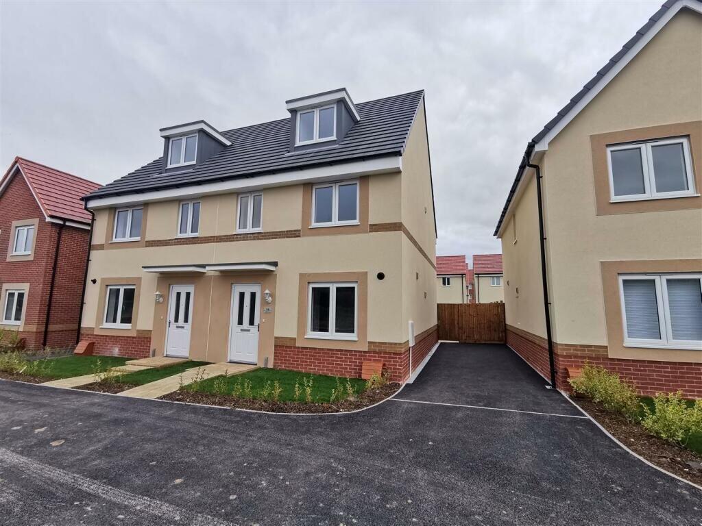 3 bed Town House for rent in Bridgwater. From Andrewleeslettings.co.uk - Bridgwater