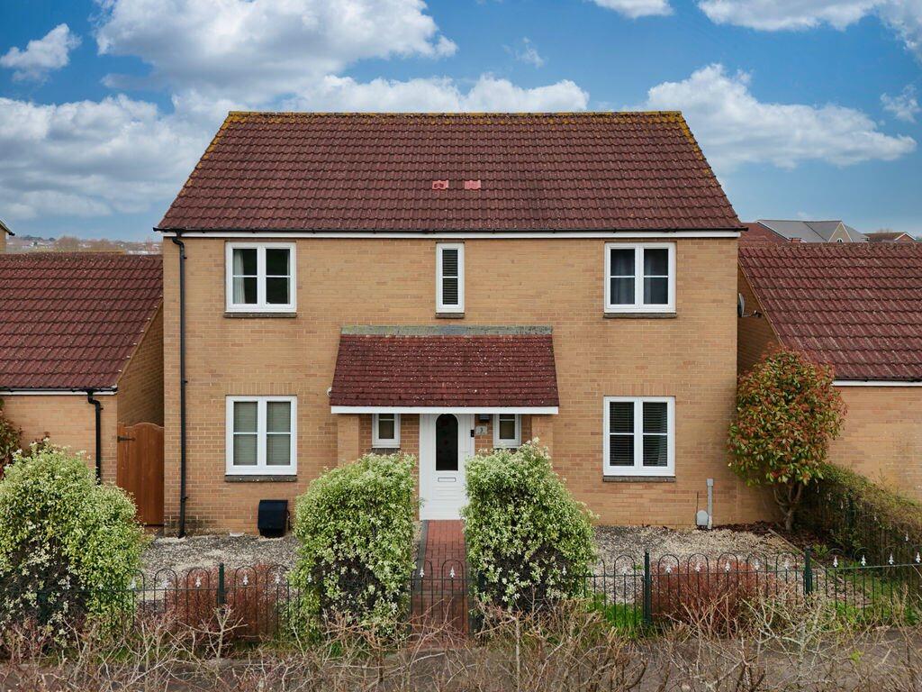 4 bed Detached for rent in North Petherton. From Andrewleeslettings.co.uk - Bridgwater