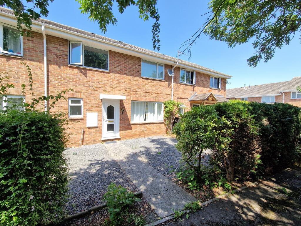3 bed Mid Terraced House for rent in Bridgwater. From Andrewleeslettings.co.uk - Bridgwater