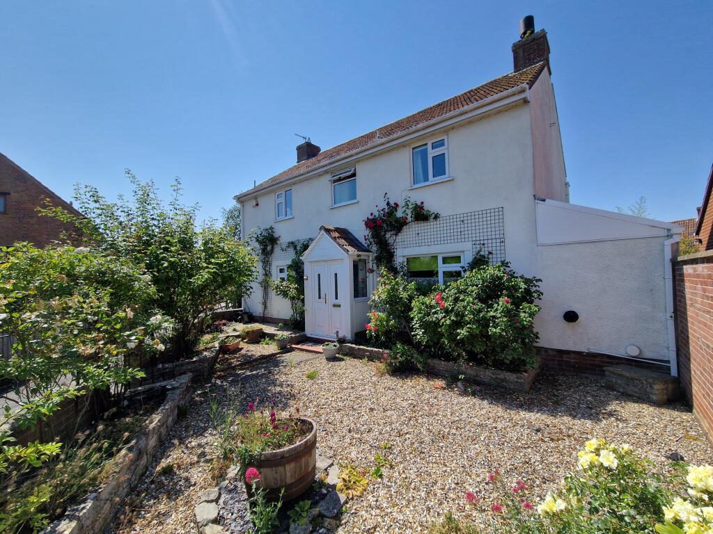 3 bed Detached for rent in Othery. From Andrewleeslettings.co.uk - Bridgwater