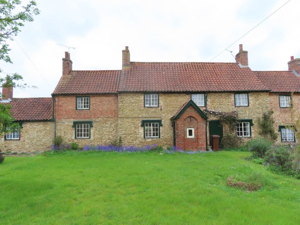 2 bed Cottage for rent in Scawby. From Angela Powell Lettings & Property Management - Hibaldstow