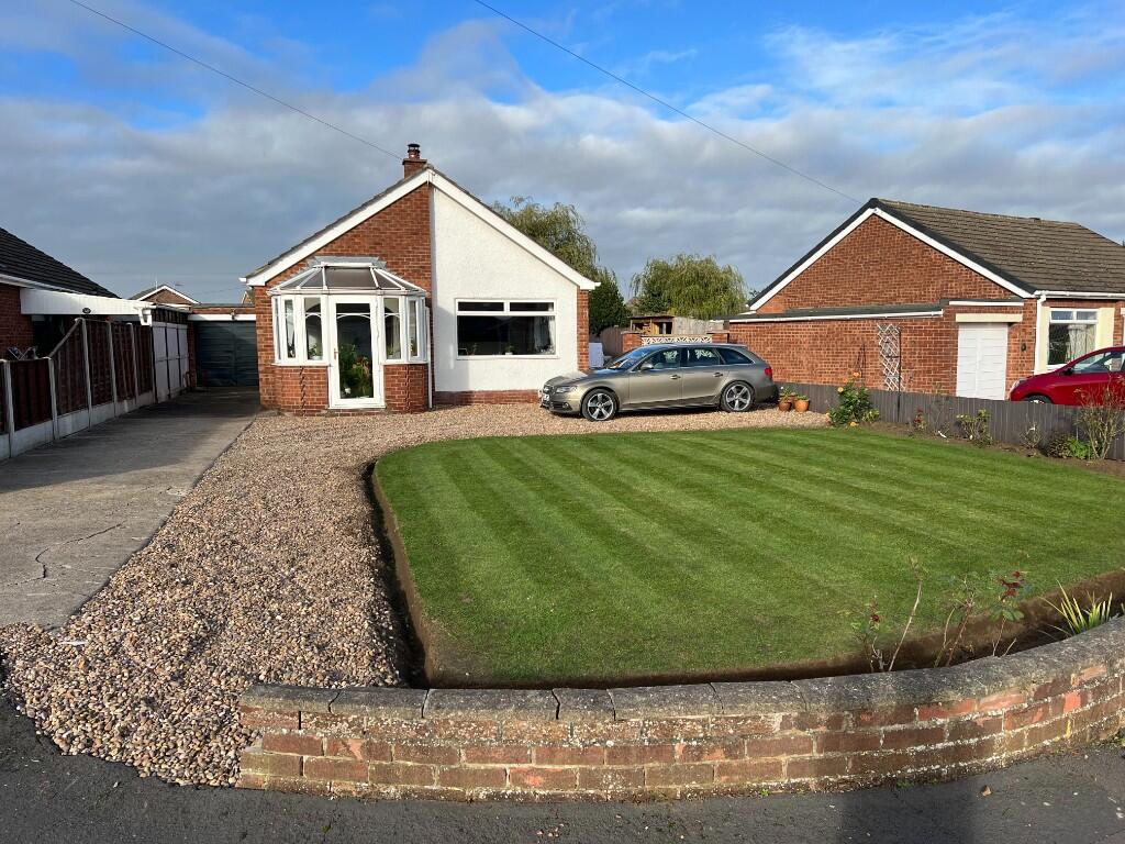 3 bed Detached bungalow for rent in Broughton. From Angela Powell Lettings & Property Management - Hibaldstow