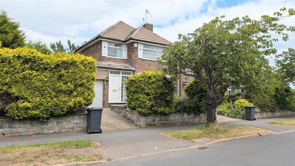3 bed Detached for rent in Long Line. From Archers - Sheffield