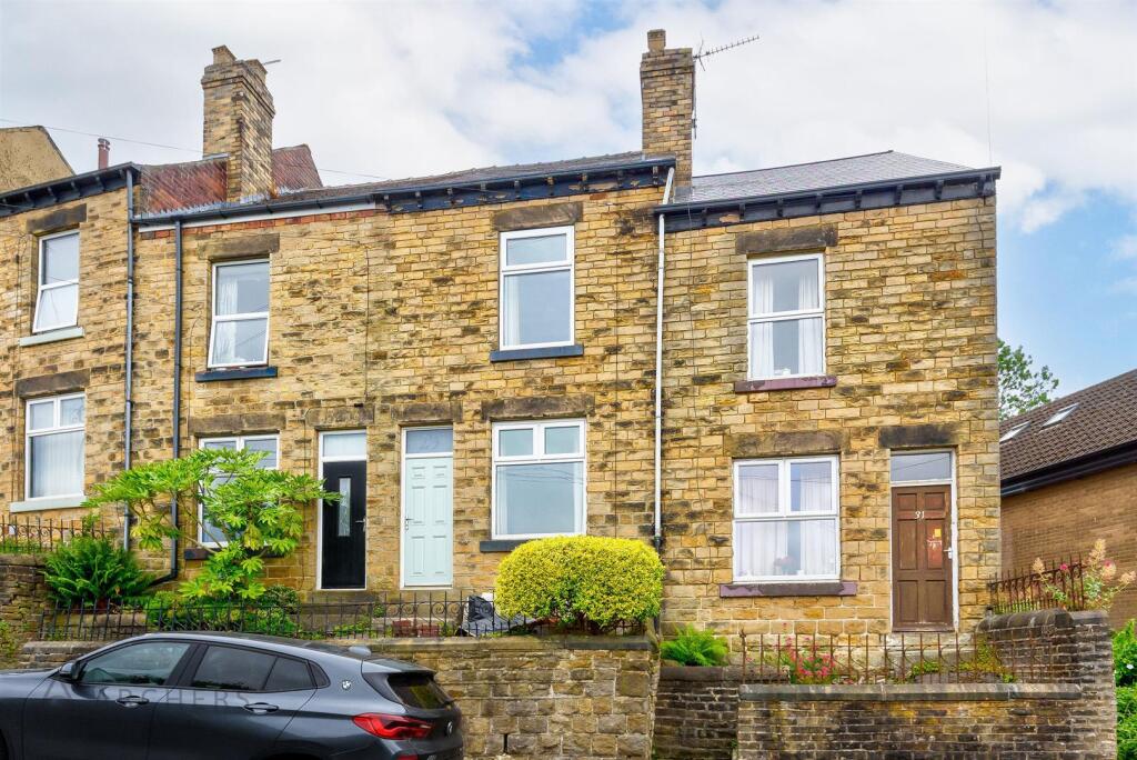 3 bed End of Terrace for rent in Dungworth. From Archers - Sheffield 3 bed End of Terrace for rent in Dungworth. From Archers - Sheffield