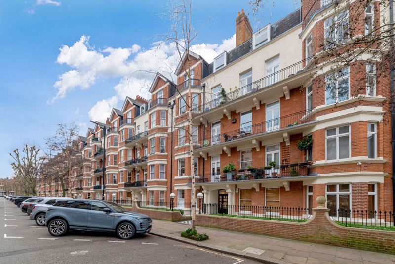 2 bed Mansion Flat for rent in LONDON. From Ashley Milton Estate Agents