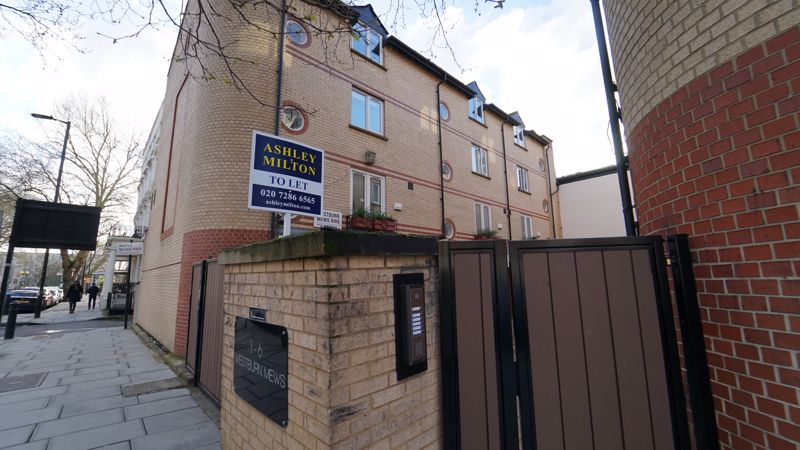 5 bed Terraced for rent in London . From Ashley Milton Estate Agents