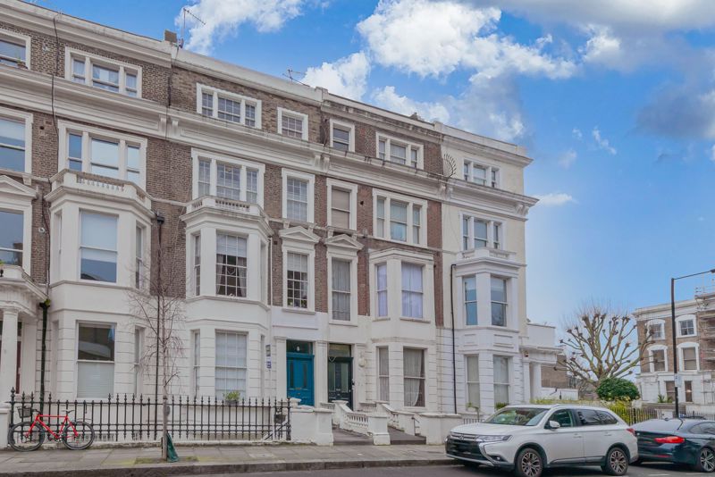 1 bed Period Conversion for rent in London. From Ashley Milton Estate Agents