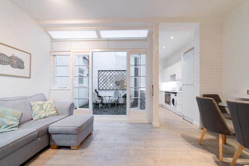 1 bed Purpose Built for rent in London. From Ashley Milton Estate Agents