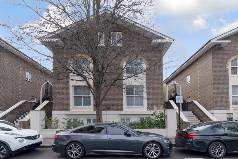 2 bed Purpose Built for rent in London. From Ashley Milton Estate Agents