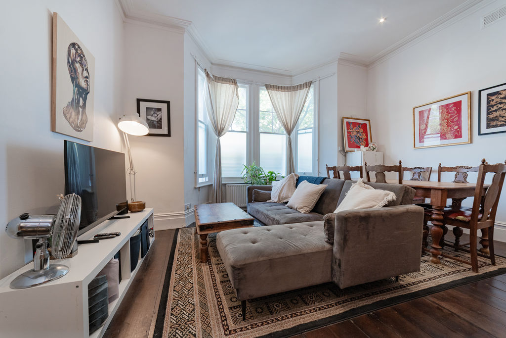 2 bed Period Conversion for rent in London. From Ashley Milton Estate Agents