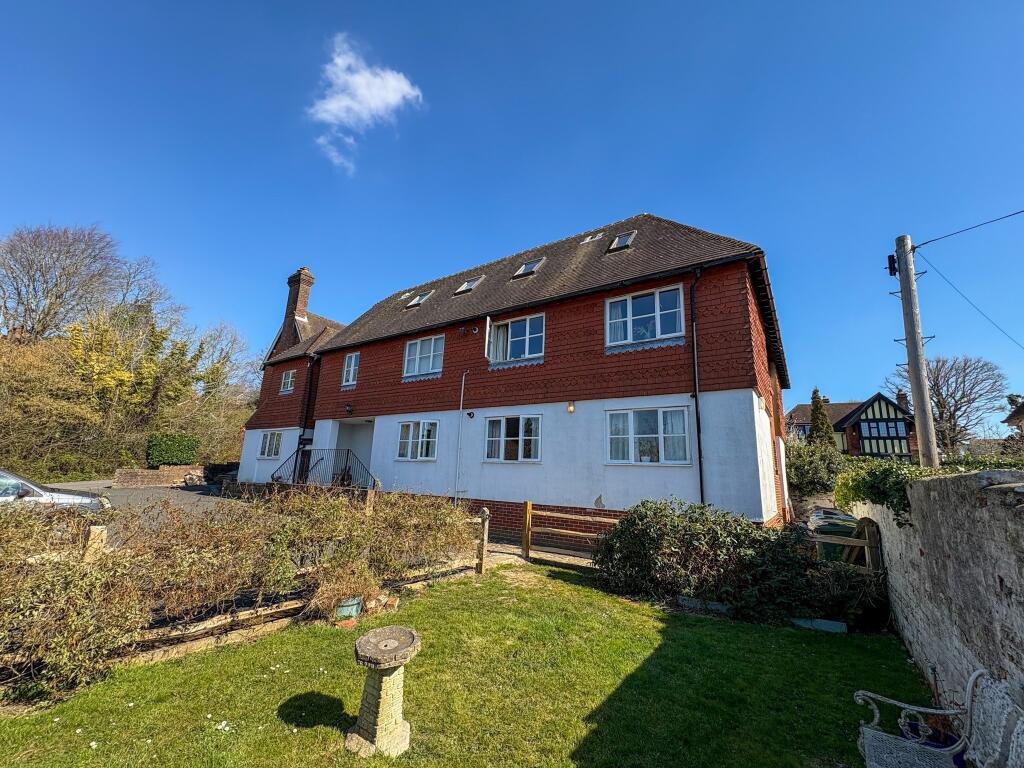 2 bed 1st Floor Flat for rent in Mayfield. From Ashton Burkinshaw - Wadhurst 2 bed 1st Floor Flat for rent in Mayfield. From Ashton Burkinshaw - Wadhurst