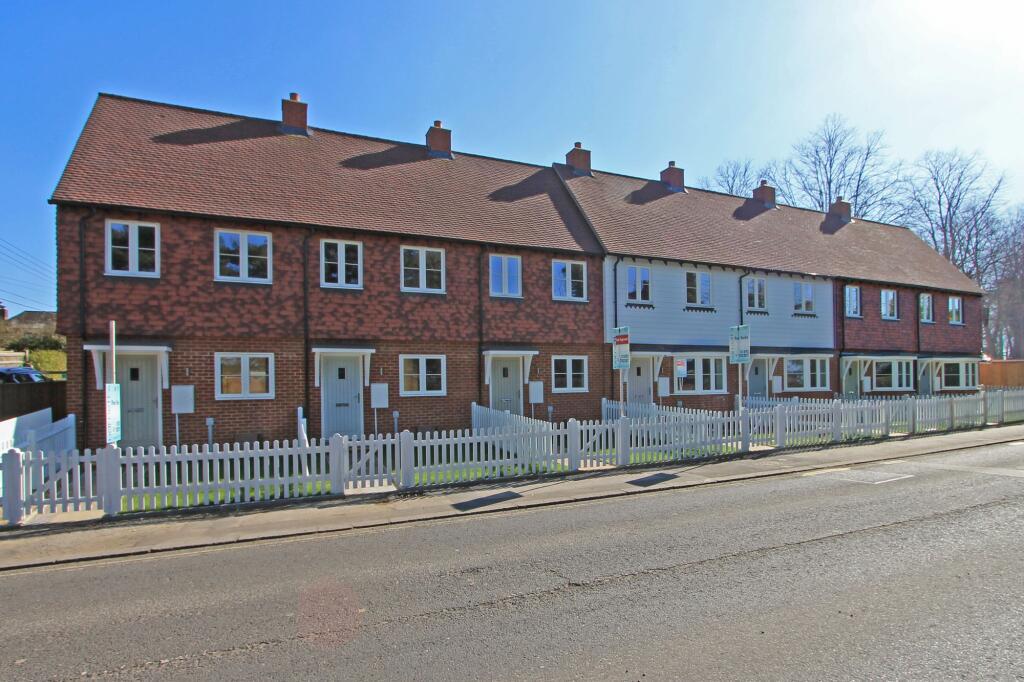 2 bed End of Terrace for rent in Burwash. From Ashton Burkinshaw - Wadhurst 2 bed End of Terrace for rent in Burwash. From Ashton Burkinshaw - Wadhurst
