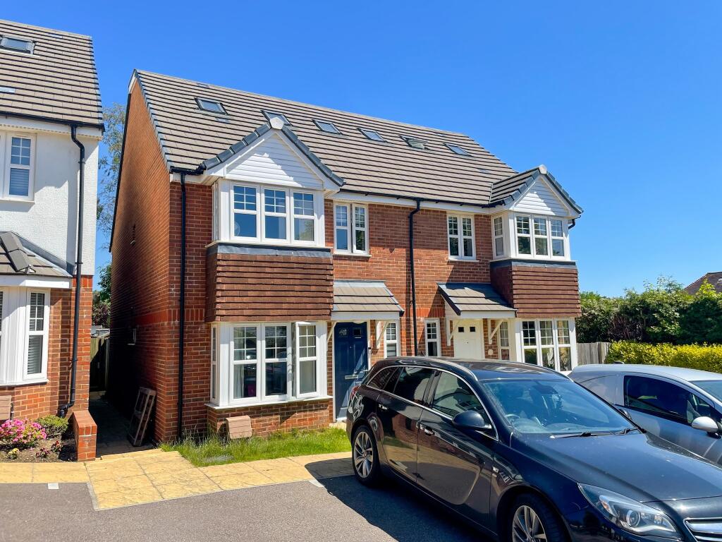4 bed Detached for rent in Crowborough. From Ashton Burkinshaw - Wadhurst