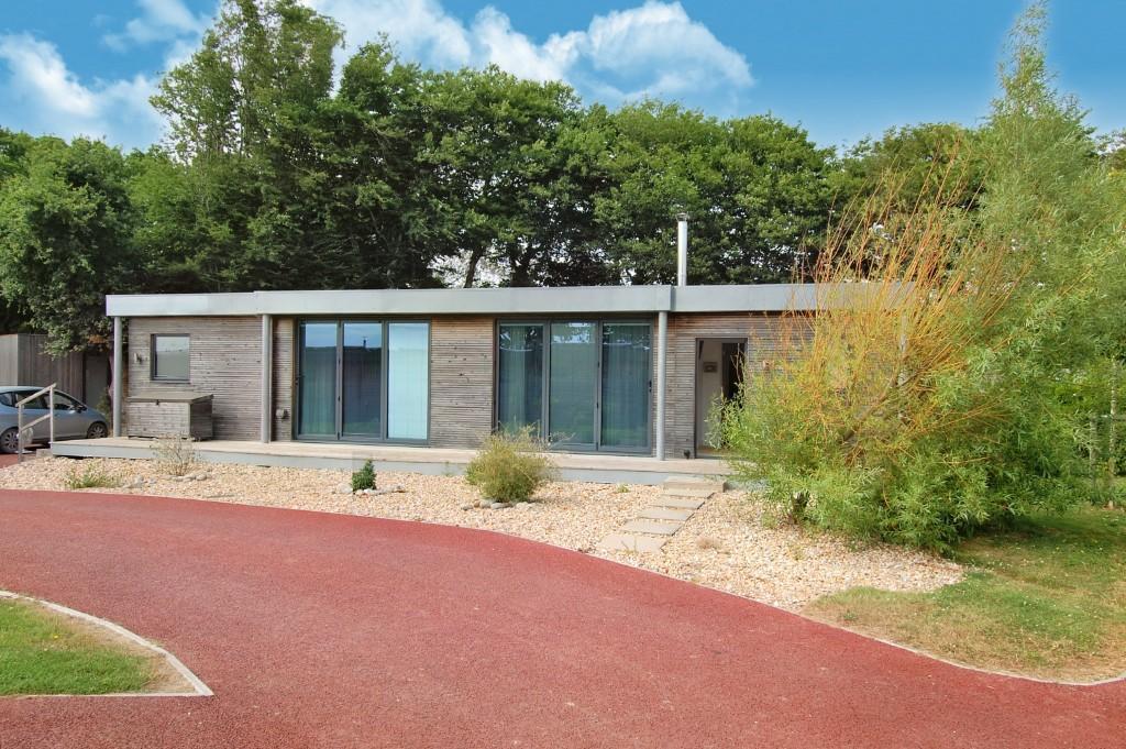 2 bed Bungalow for rent in Golden Cross. From Ashton Burkinshaw - Lewes 2 bed Bungalow for rent in Golden Cross. From Ashton Burkinshaw - Lewes