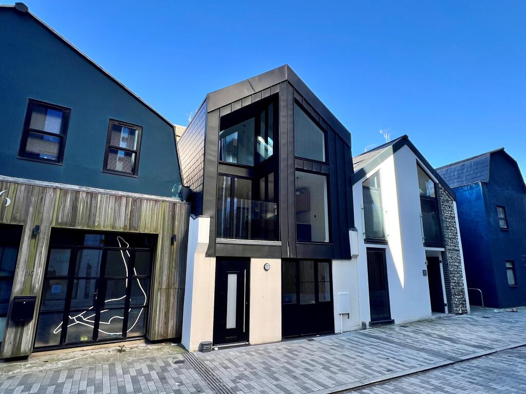2 bed Mid Terraced House for rent in Ovingdean. From Ashton Burkinshaw - Lewes 2 bed Mid Terraced House for rent in Ovingdean. From Ashton Burkinshaw - Lewes