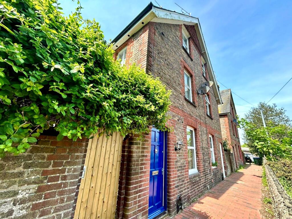 3 bed Semi Detached for rent in Lewes. From Ashton Burkinshaw - Lewes