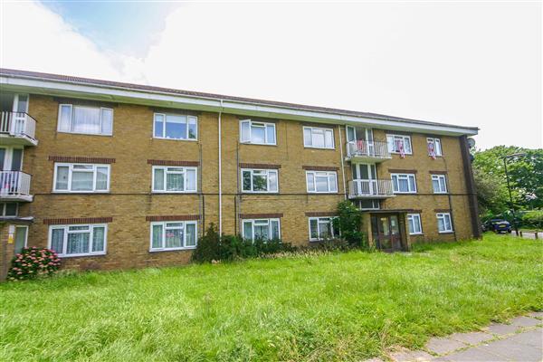 2 bed Apartment for rent in Southampton. From Aspire Estate Agents - Shirley
