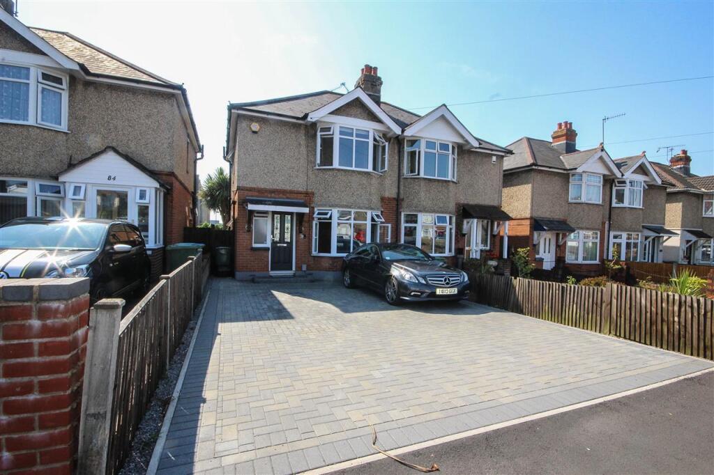 3 bed Semi Detached for rent in Southampton. From Aspire Estate Agents - Shirley