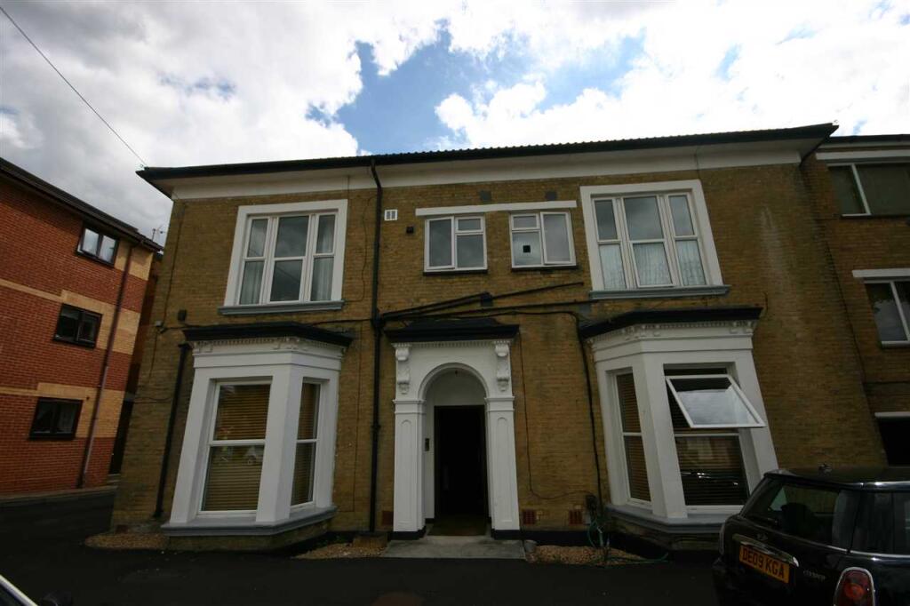 1 bed Apartment for rent in Southampton. From Aspire Estate Agents - Shirley
