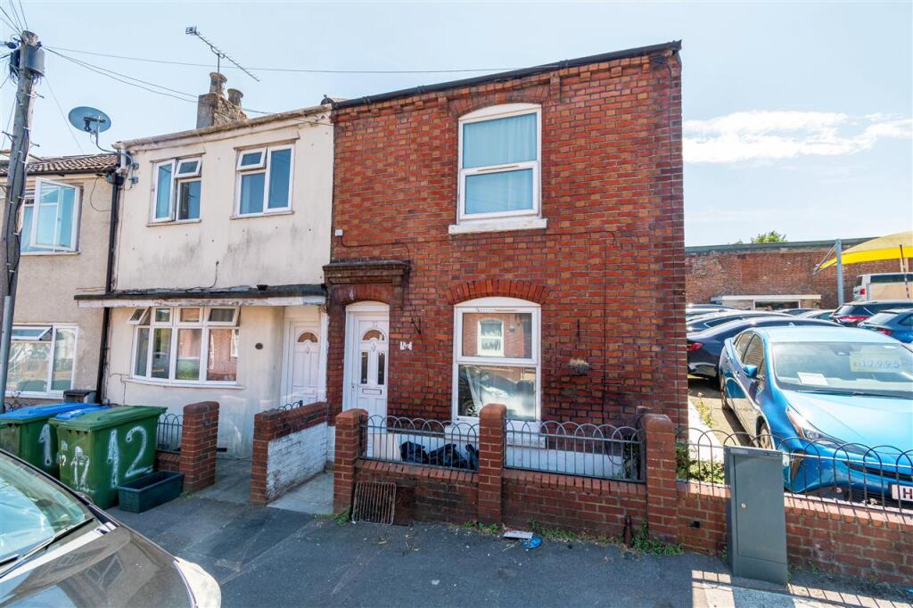 3 bed End of Terrace for rent in Southampton. From Aspire Estate Agents - Shirley