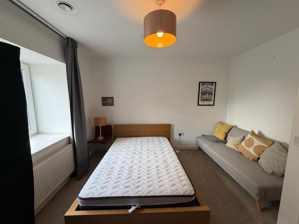 1 bed House Share for rent in Southampton. From Aspire Estate Agents - Shirley